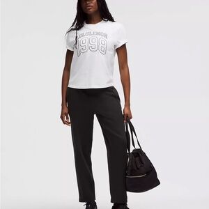 Lululemon Scuba Mid-Rise Tapered 7/8 Pant - Black